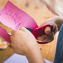 Dětské nůžky se zaoblenou špičkou Fiskars - růžové