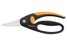 Univerzální zahradní nůžky s chráničem prstů Fiskars Fingerloop SP45